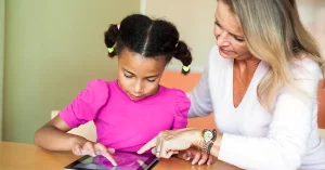 5 strumenti AI gratuiti per insegnanti di sostegno