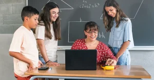 Prompt pronti per insegnanti: 20 richieste a ChatGPT